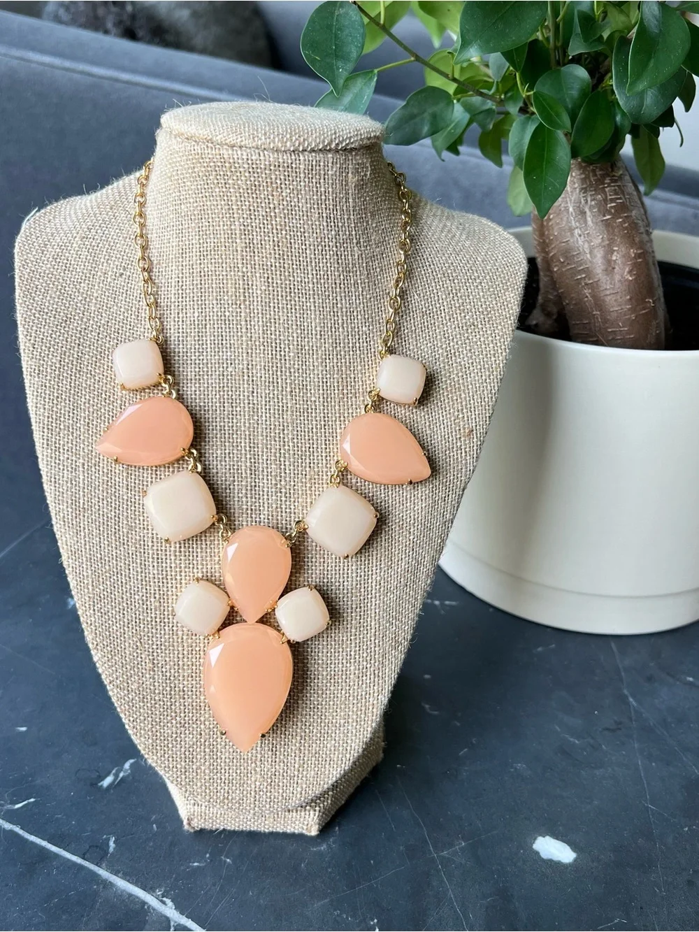 Kate Spade Statement Necklace in Blush Pink Like New